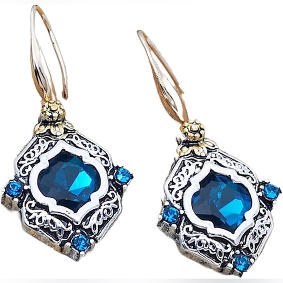 New Palace Blue Crystal Gold/Silver Tone Alloy Dangle Earrings Vintage Style - Picture 2 of 16